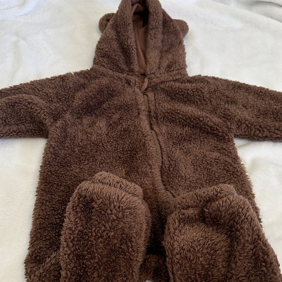 Snuggly Brown Teddy Bear Footie for Kids - Picture 4 of 4